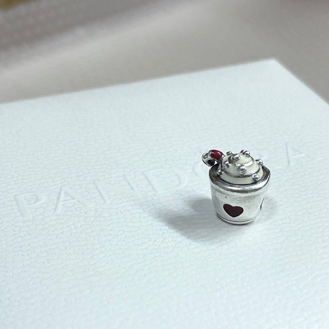 Warm cocoa clearance pandora charm