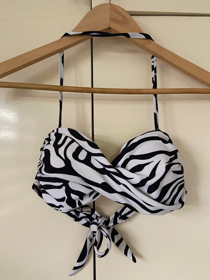 Pink Manila swimsuit top, Women's Fashion, Swimwear, Bikinis