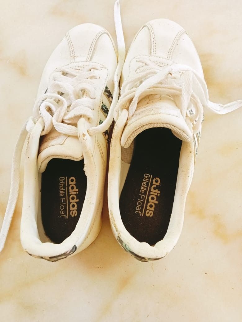 Preloved Adidas Sneakers Women s Fashion Footwear Sneakers on