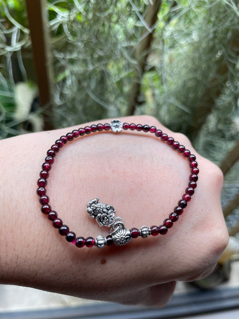 Garnet charm for bracelet outlet