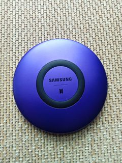 Samsung Wireless Charger, Mobile Phones & Gadgets, Mobile & Gadget