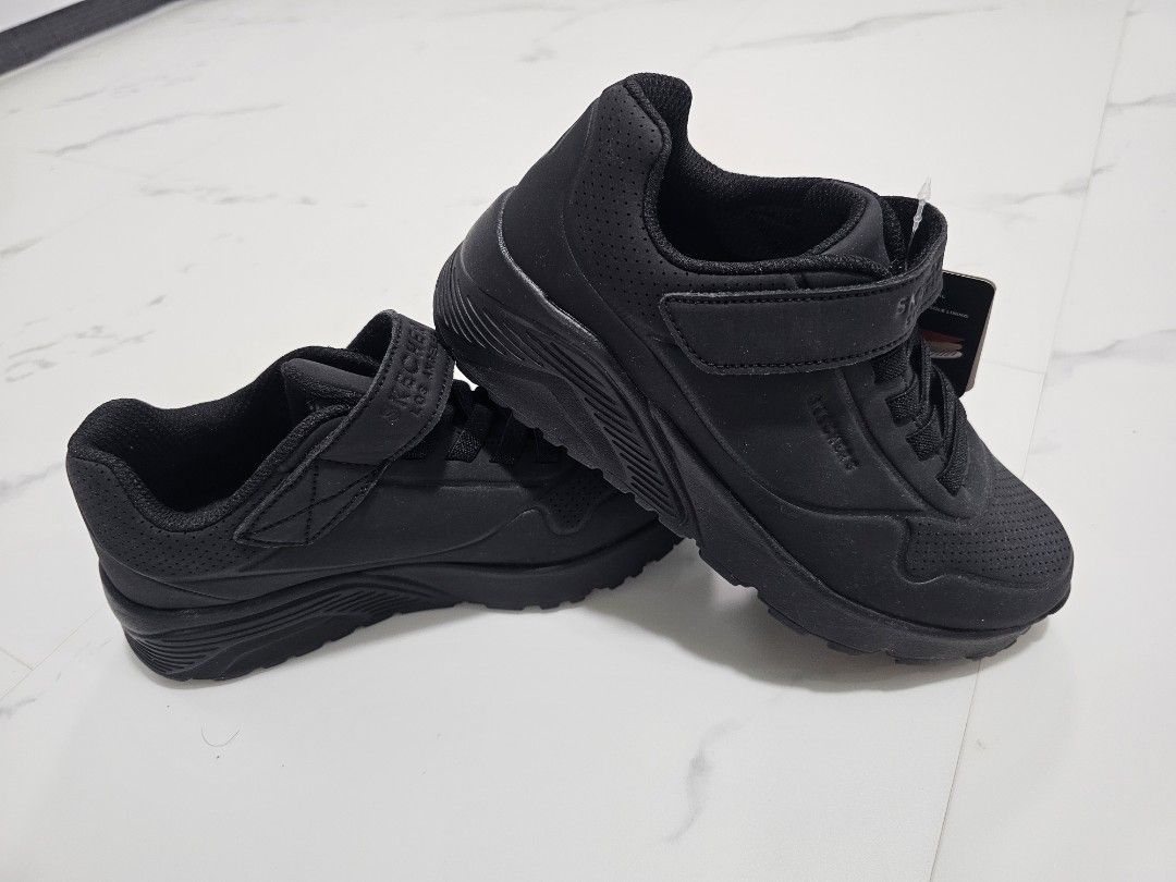Girls school shoes sketchers discount