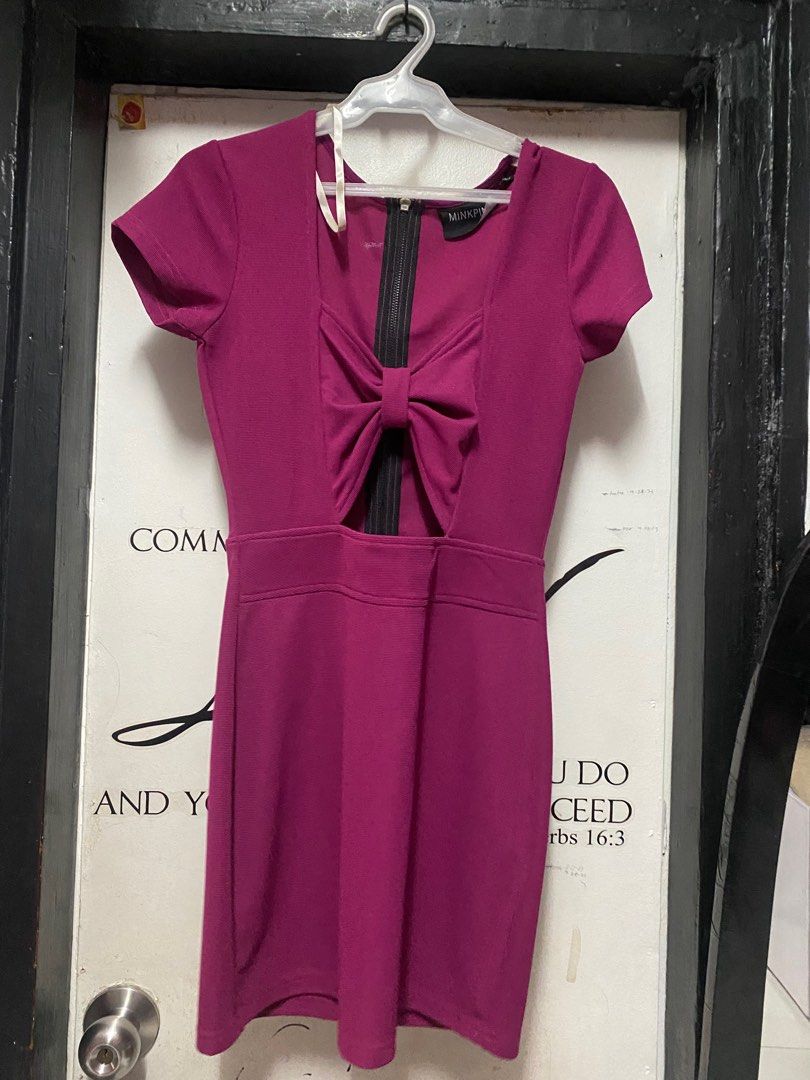 Sexy dress ribbon (Category: Dresses) located in Pasig City. Submitted by mg_clothes (Listing ID 1278426408, Image 1). Description: .