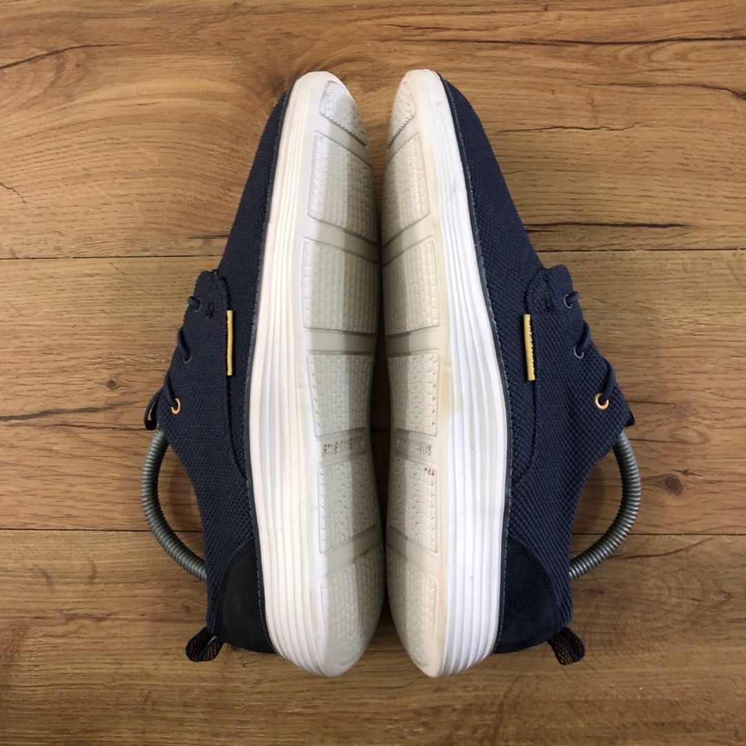 Skechers menic shop