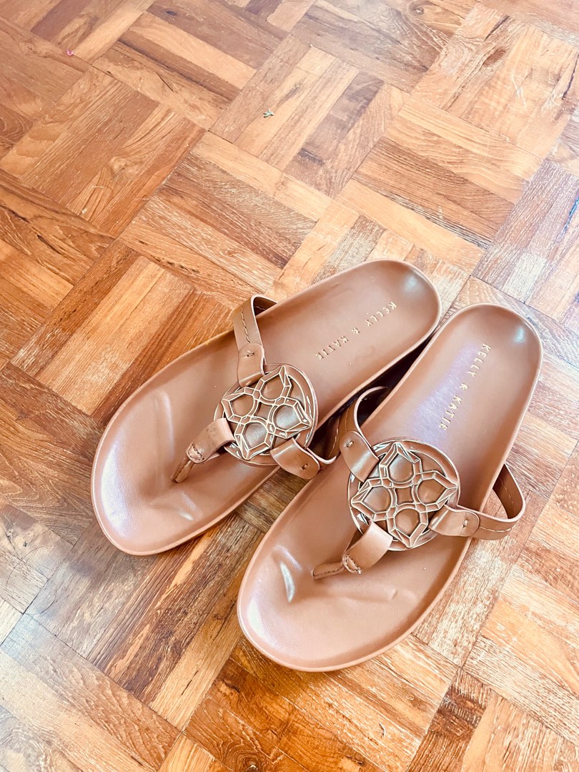 Coach hot sale tan sandals
