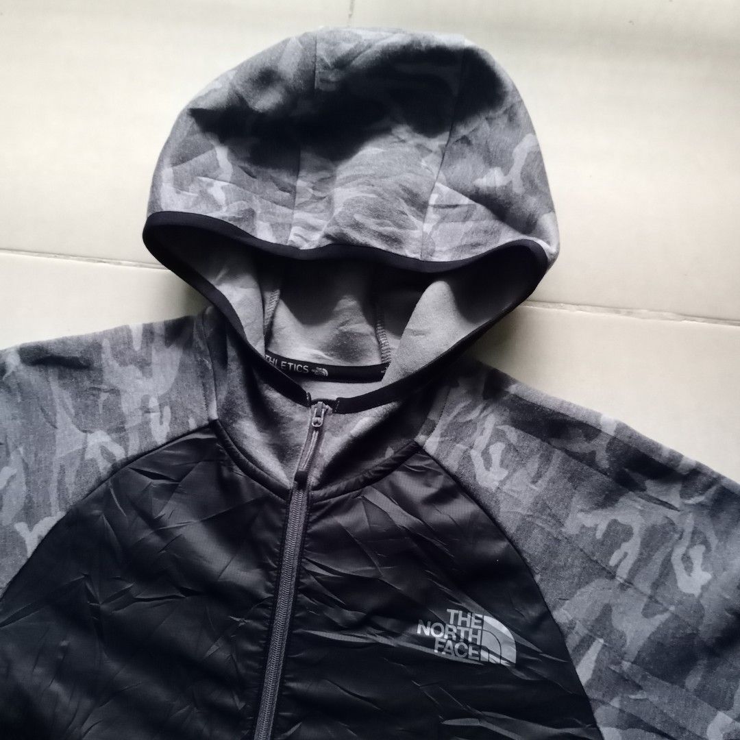 The north face flyweight camo jacket hotsell