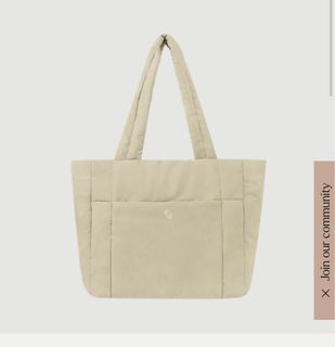 (Category: ) located in . Submitted by scentatic (Listing ID 1278537046, Image 1). Description: .