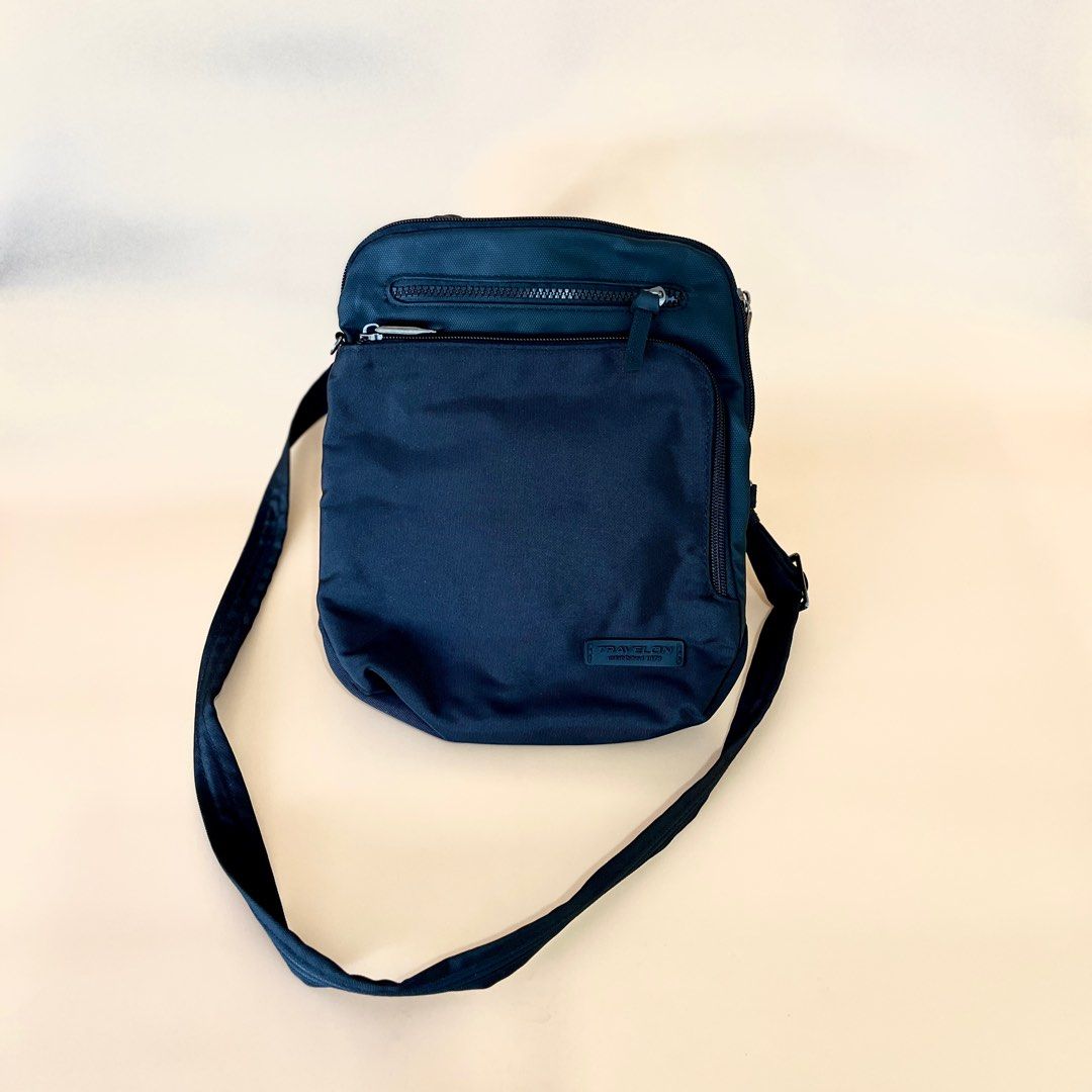 Travelon AntiTheft Metro Small Crossbody Bag, Women's Fashion, Bags