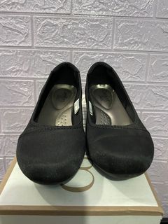 Used Comfort Plus Women’s Dusk Wedge in US size 7.5