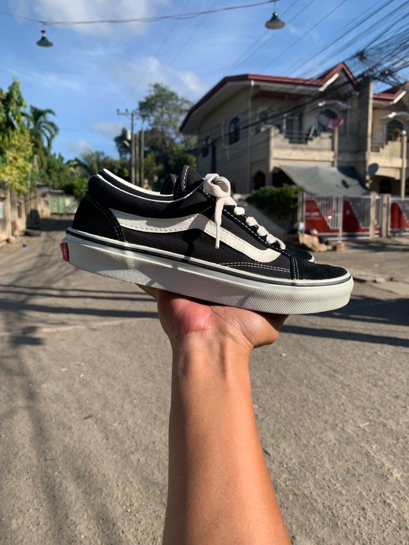 Vans old store skool black tumblr