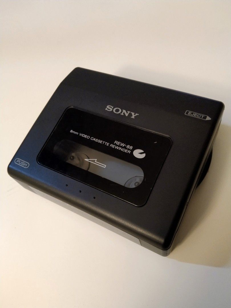 Vintage SONY video 8 cassette rewinder, Audio, Portable Audio