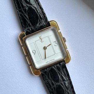 Affordable top square watch