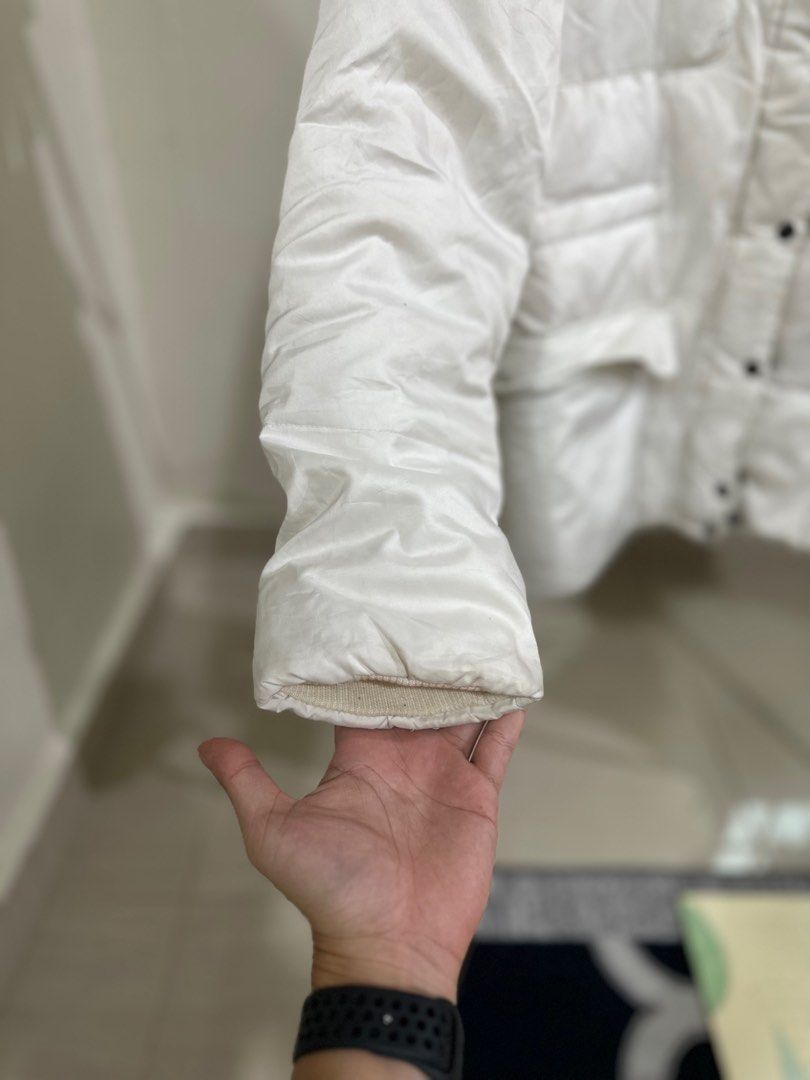 How to clean best sale white puffer jacket