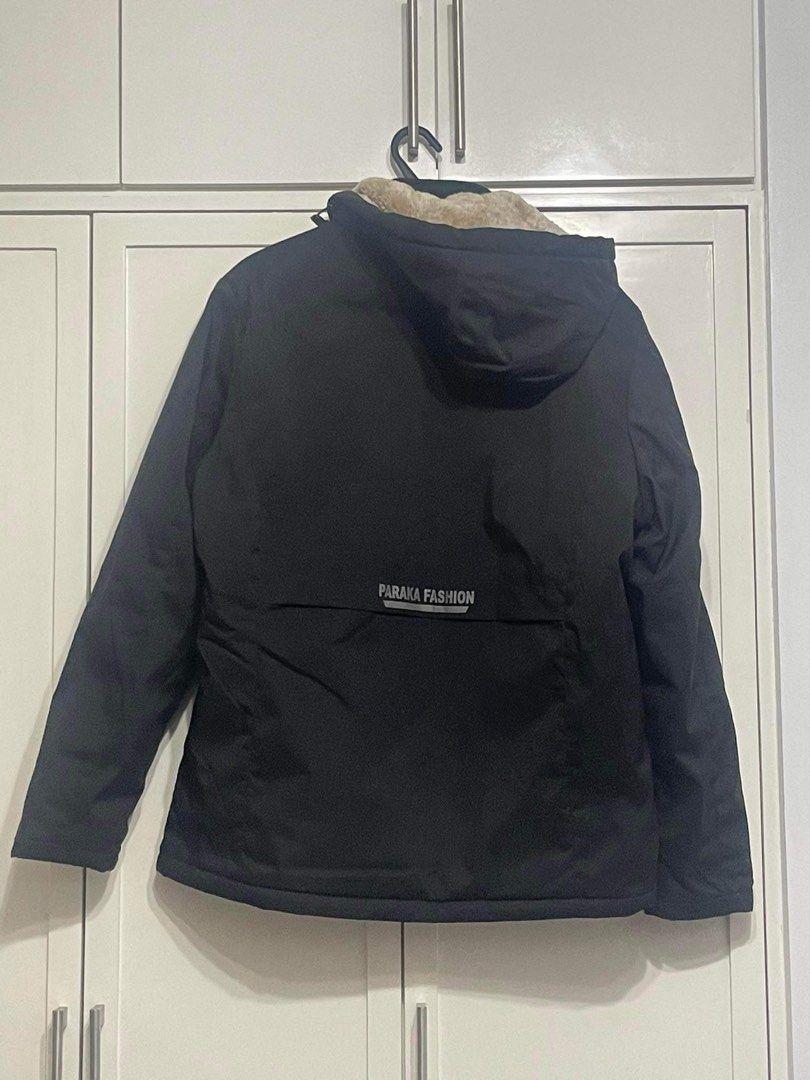 Winter Jacket Coat (Category: Coats, Jackets and Outerwear) located in Pasig City. Submitted by summerda (Listing ID 1278453620, Image 2). Description: Very warm and light compared to other winter jacket. Used 3x in our recent trip to Harbin, China where weather is ranging from -20 to -30 degrees. Only used 1 ultra warm heat tech and 1 turtle neck inside to keep me warm, that’s how effective the jacket is. Waterproof! Already dry cleaned RFS: Not