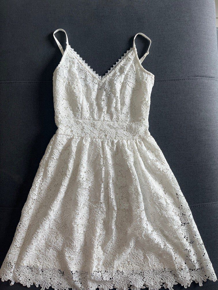 Zalora Bridesmaid White Dress with Lace Feminine