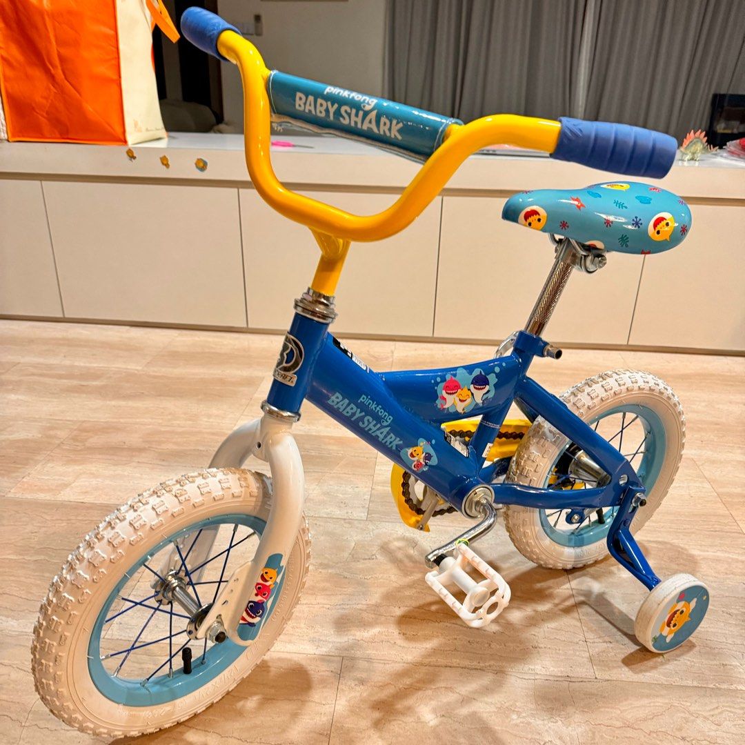 Baby shark 12 bike clearance