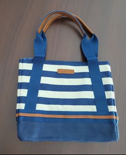 （分類：）位於 。 由 neononworking 提交（商品編號 1278827055，圖片 1）。簡介： 。