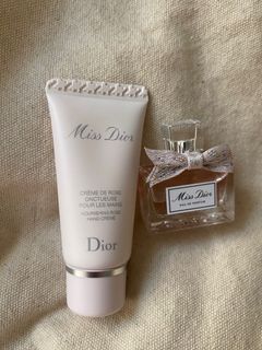 （分類：）位於 。 由 share.preloved 提交（商品編號 1278780557，圖片 1）。簡介： 。