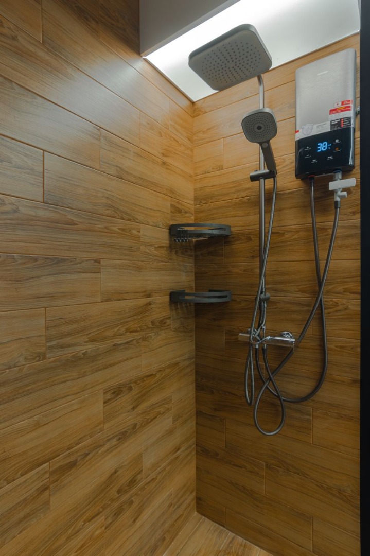 (Category: ) located in . Submitted by finegroove.renovation (Listing ID 1278820024, Image 1). Description: .