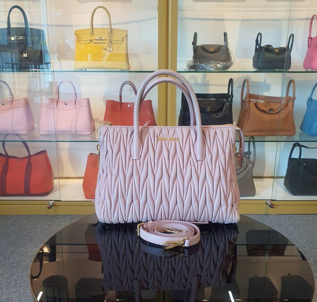 Miu miu matelasse tote on sale