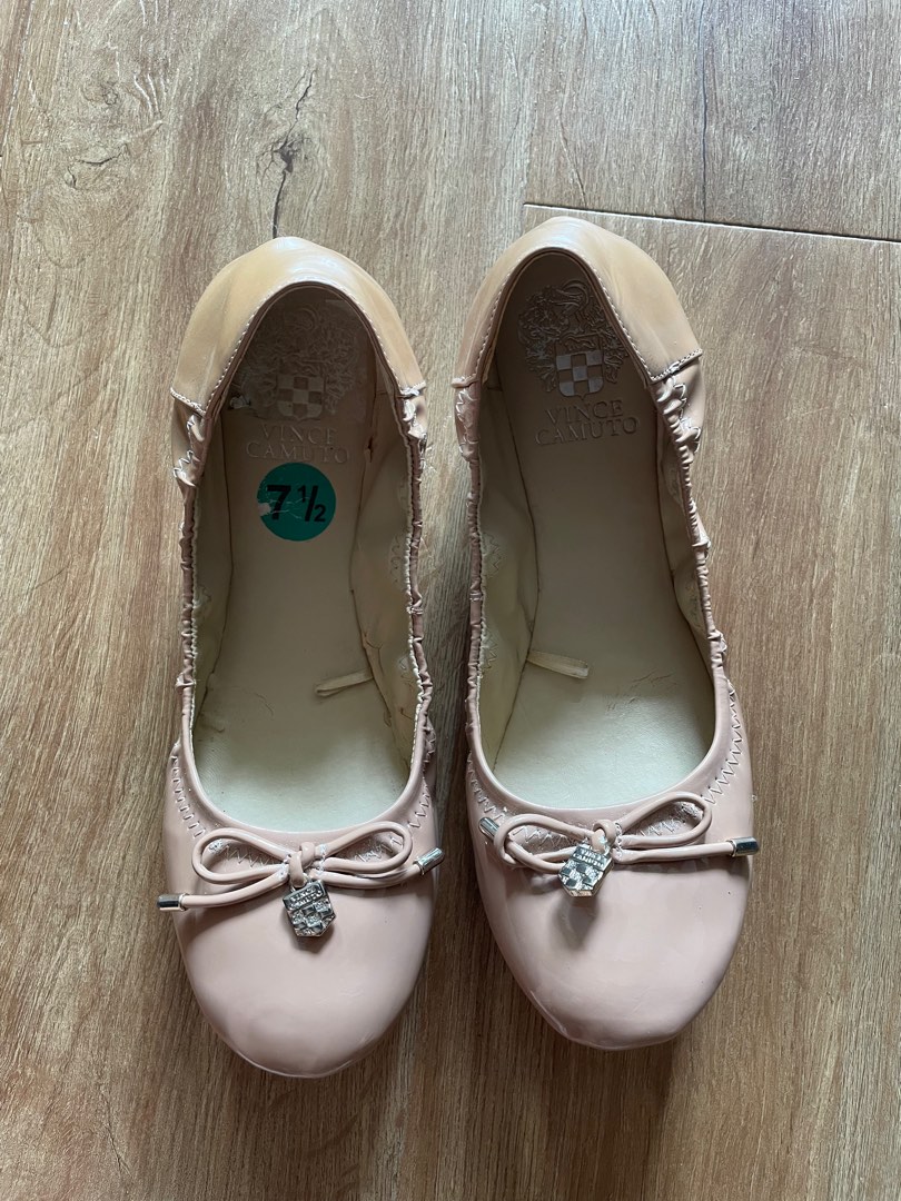 Vince camuto clearance nude flats