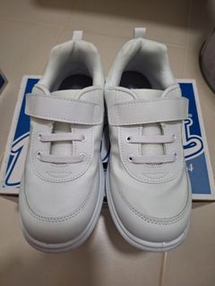 Bata school hotsell shoes sale