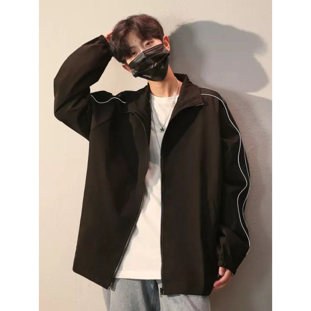 Light jacket for autumn top
