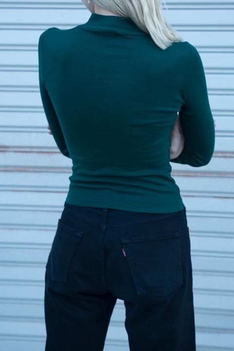 Brandy Melville Kendra Turtleneck Long Sleeve Top