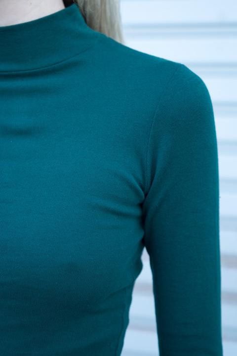 Kendra turtleneck top cheap