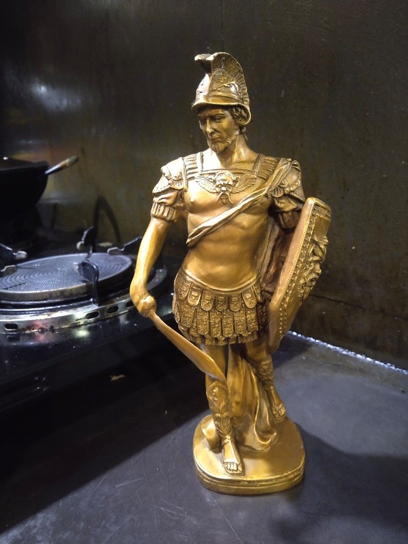 Brass ancient Roman soldier statue display (Category: Figurines & Statues) located in Manila. Submitted by kurukutuk (Listing ID 1278809235, Image 1). Description: brass ancient Roman soldier statue display 12 x 6 inches HxL made of brass.