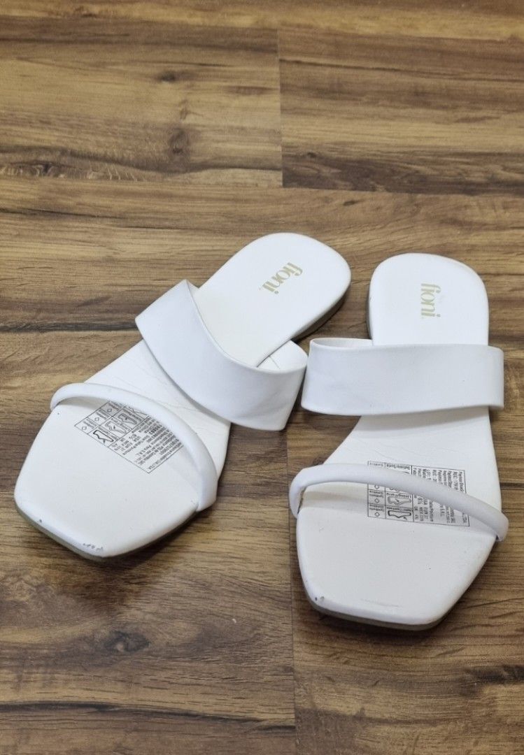 Payless Slippers BUY 1 TAKE 1