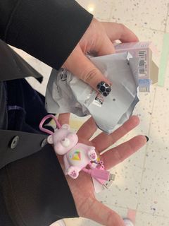 （分類：）位於 。 由 gnaninani 提交（商品編號 1278799698，圖片 1）。簡介： 。