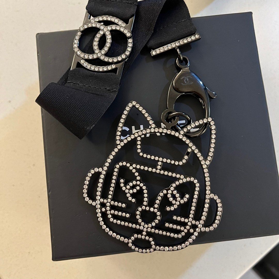 Chanel cat necklace deals