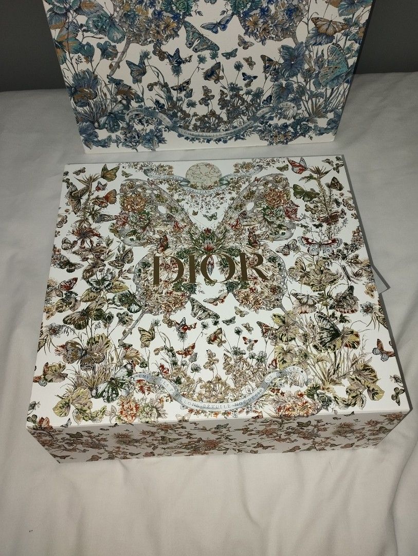 Dior christmas box hotsell