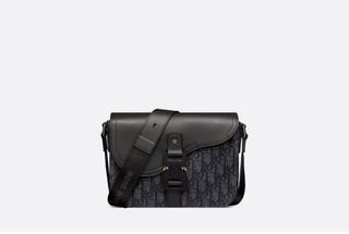Christian dior hotsell bag man