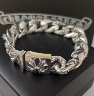 Chrome discount heart bangle