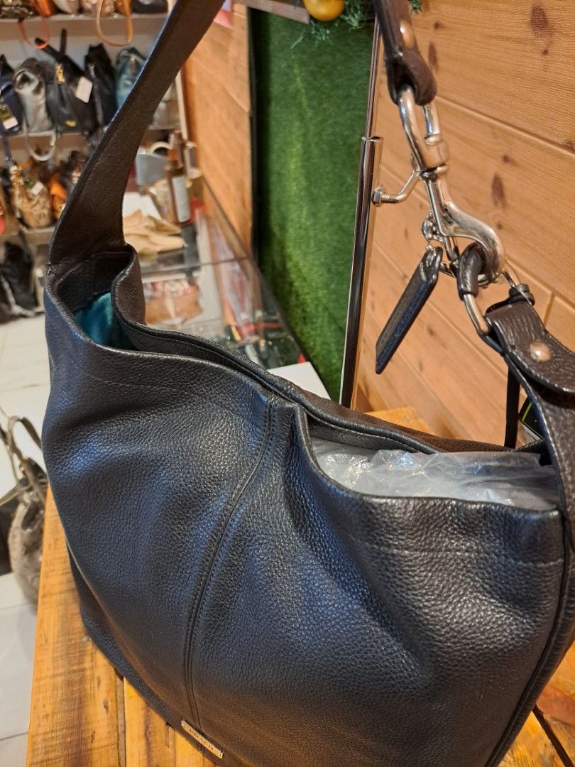 Coach avery leather hobo shoulder clearance bag