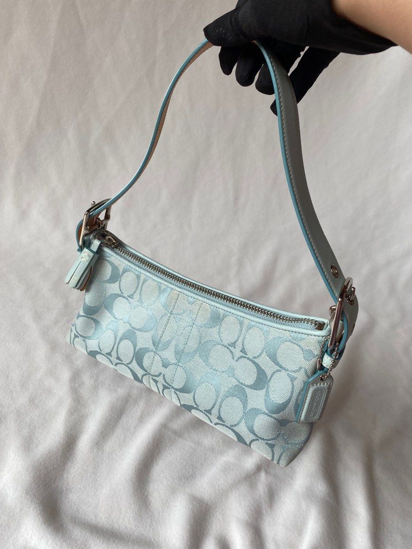 COACH SIGNATURE LIGHT BLUE JACQUARD SMALL BAGGETTE PURSE HAND KILI