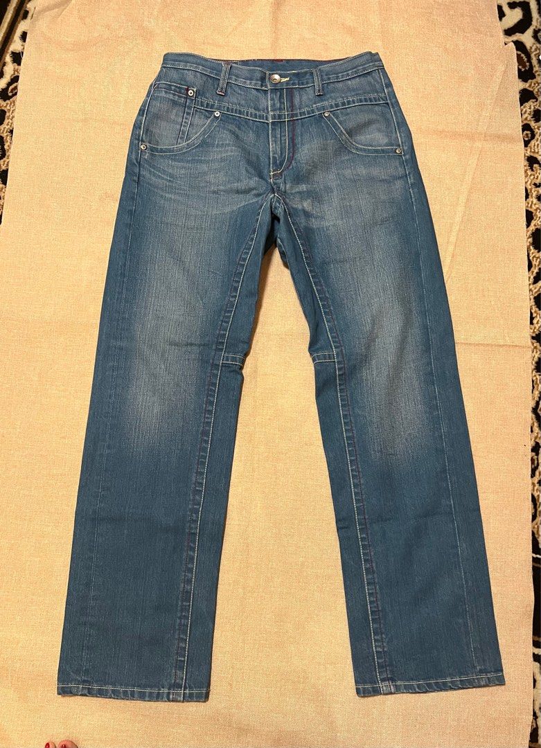 Contrast denim Pants (Category: Jeans) located in Quezon City. Submitted by letsdeclutter101 (Listing ID 1278823275, Image 1). Description: waist 33 rise 11 thighs 24 leg ooening 9" length44.