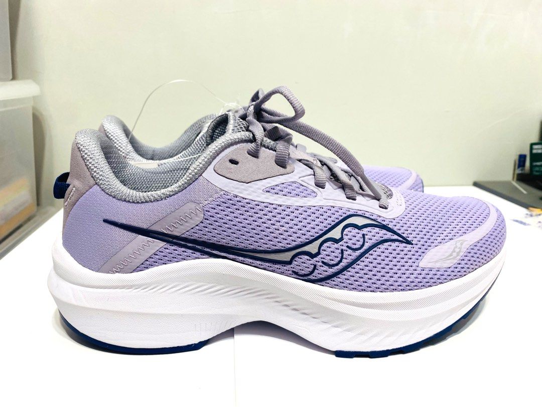 Saucony shoes costco store