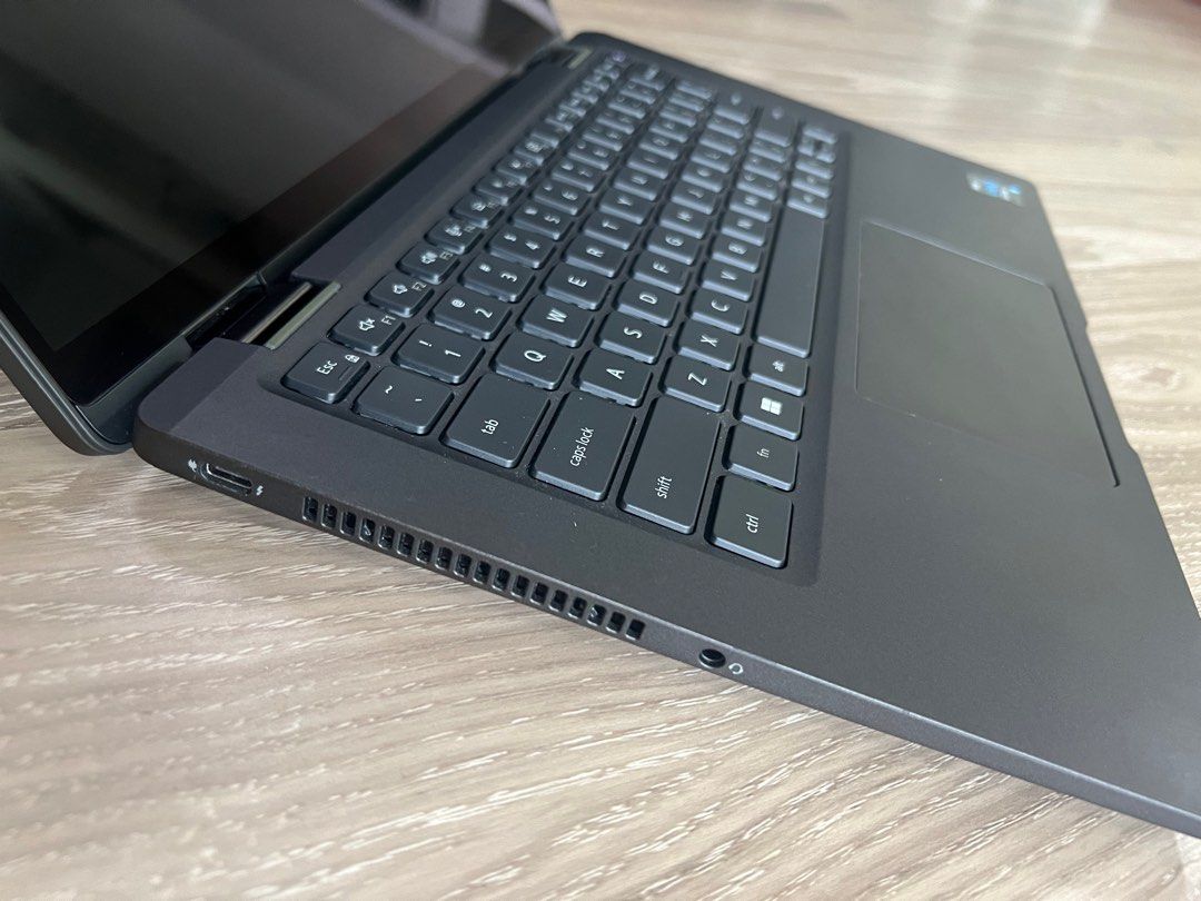 Dell Latitude 7420 14" Touch FHD I5-1145G7 VPro 16GB RAM 256GB SSD Win10 Pro – Open Box