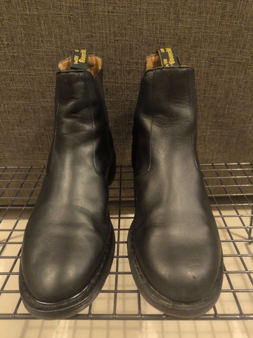 Dr store martens victor