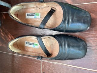SALE ‼️ Florsheim Usa Kids Black school shoes leather size 7