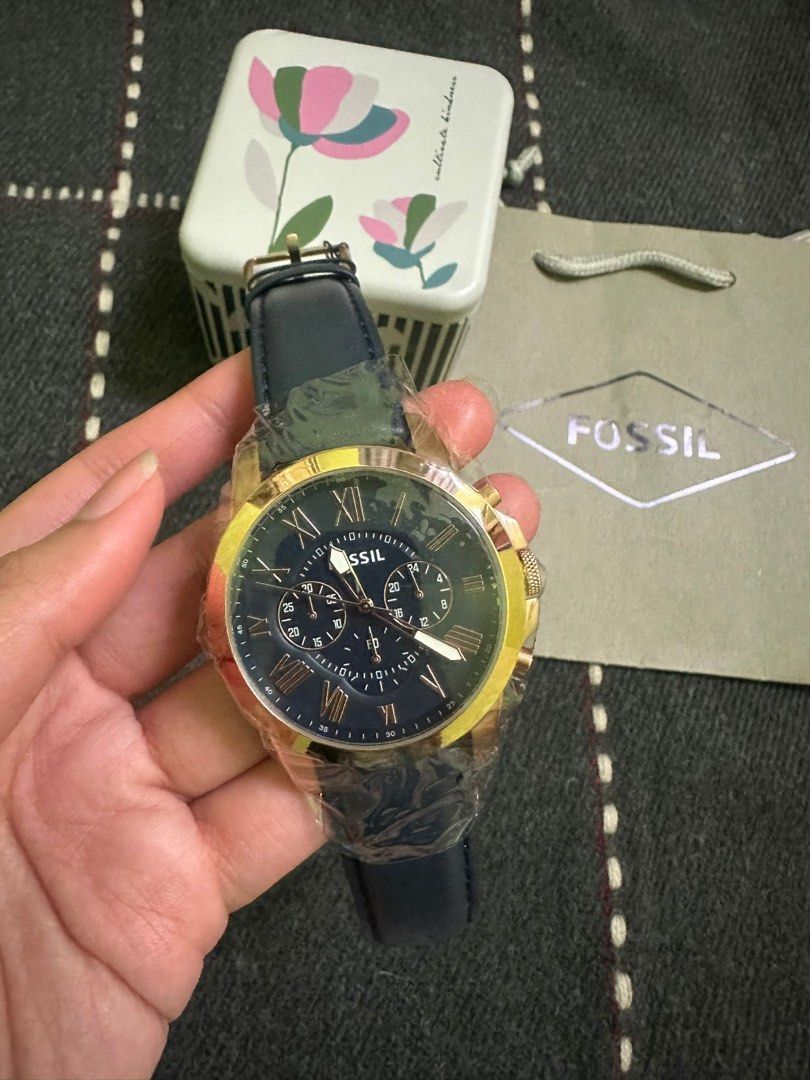 Fossil grant chronograph discount navy leather watch