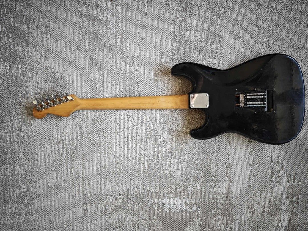 Frisco Custom edition Electric guitar, Hobbies & Toys, Music & Media