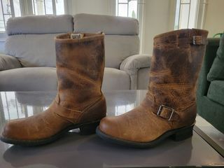 Frye Women's Engineer 12R Boots Dark Brown Oiled
