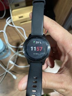 Vivoactive best sale 4s airpods