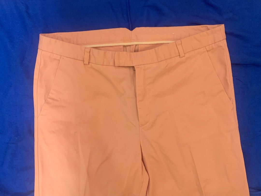 Giordano peach ankle pants (Category: Other Bottoms) located in Quezon City. Submitted by TheGoodFind (Listing ID 1278742827, Image 3). Description: - price is negotiable - only used twice so still good as new - bought it in giordano hk so this is a v discounted price - color: peach/salmon (color of the yr) - can give dimensions if needed.
