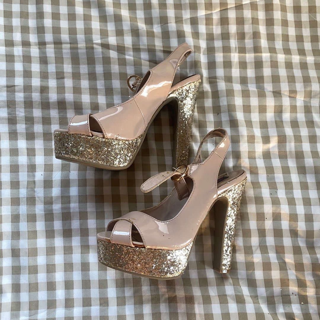 glitter nude pink pumps high heels Women s Fashion Footwear Heels on Carousell