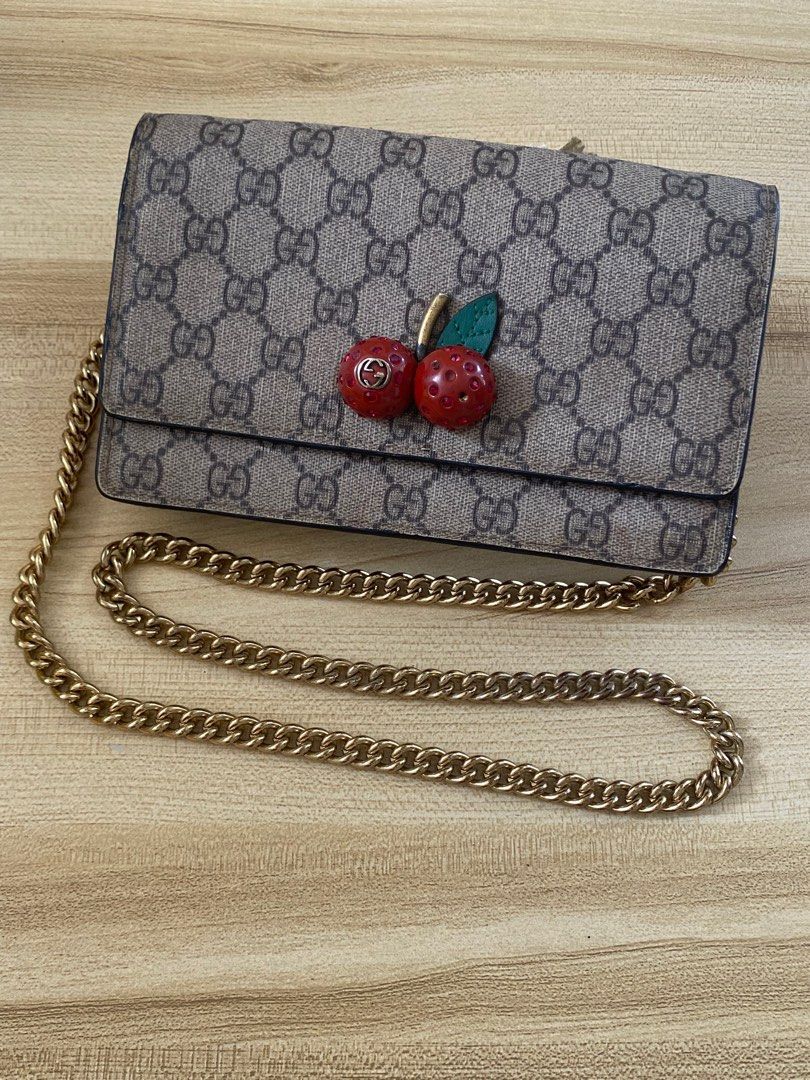 Gucci cherry woc clearance